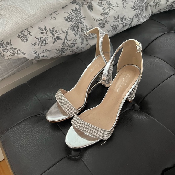 Silver rhinestone heels - Picture 2 of 5
